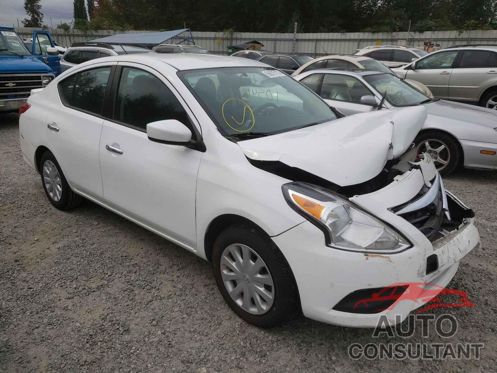 NISSAN VERSA 2018 - 3N1CN7AP7JL871536