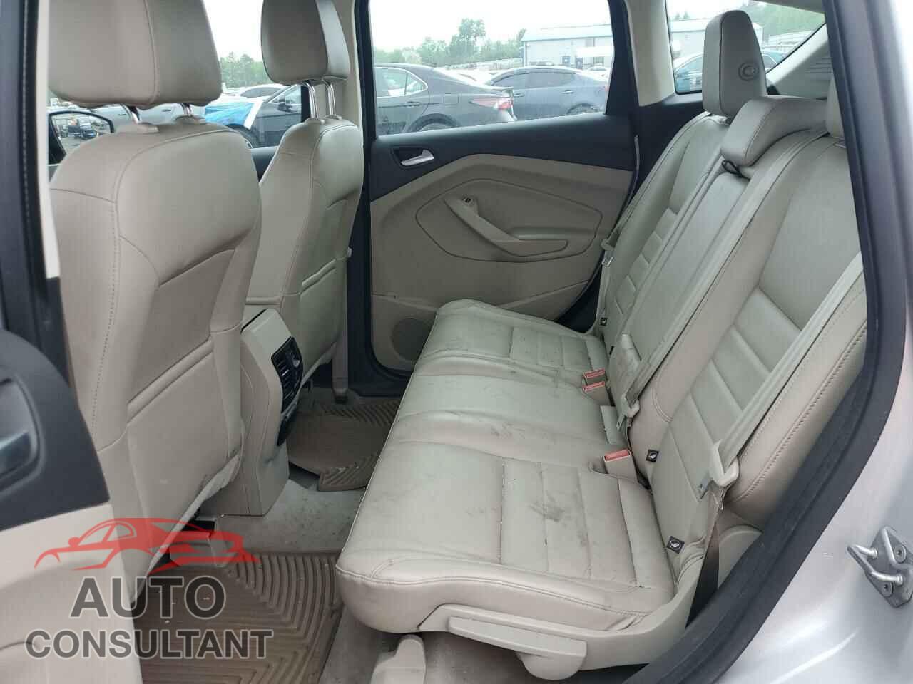 FORD CMAX 2014 - 1FADP5BU9EL508649