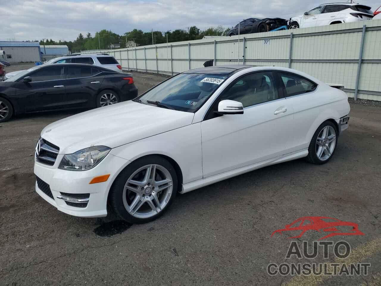 MERCEDES-BENZ C-CLASS 2015 - WDDGJ8JB7FG360849
