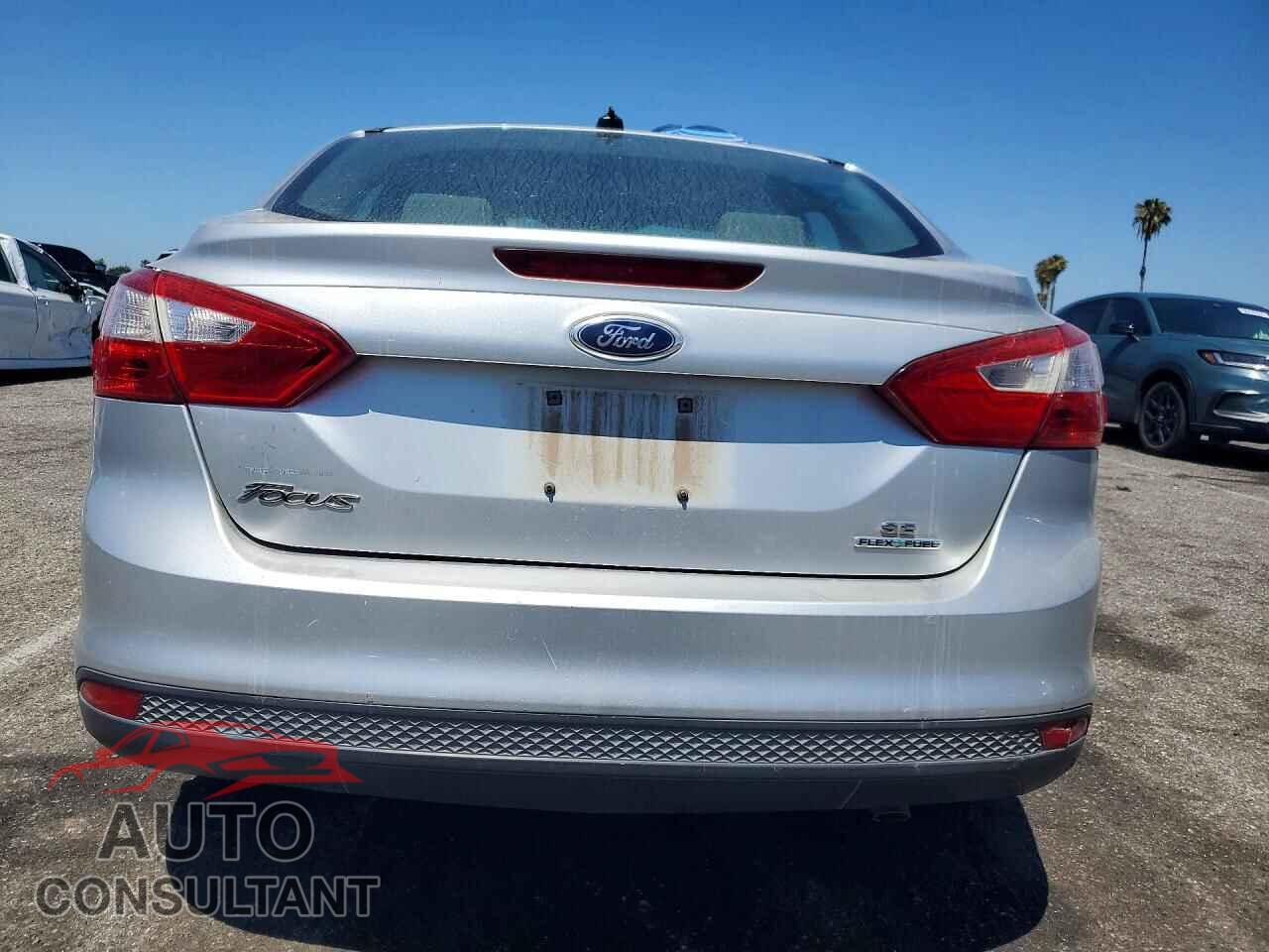 FORD FOCUS 2014 - 1FADP3F20EL124322