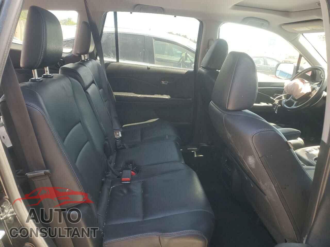 HONDA PILOT 2021 - 5FNYF6H29MB063521