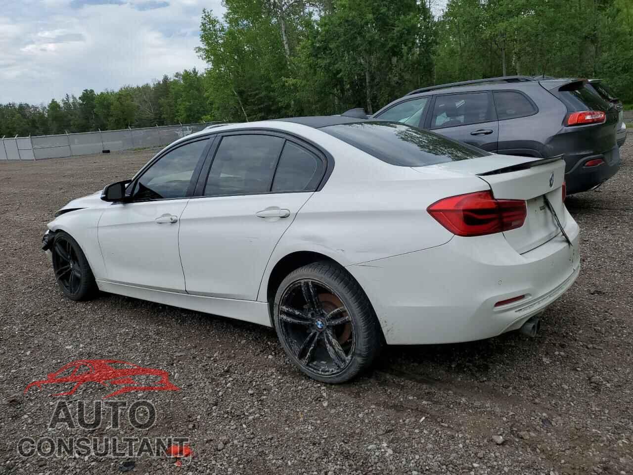 BMW 3 SERIES 2016 - WBA8E3G52GNU04239