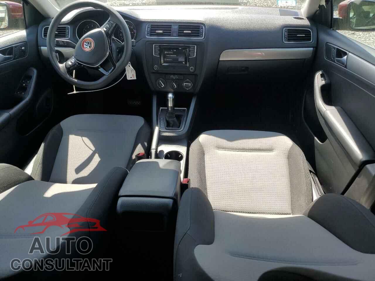 VOLKSWAGEN JETTA 2017 - 3VW2B7AJ9HM231987