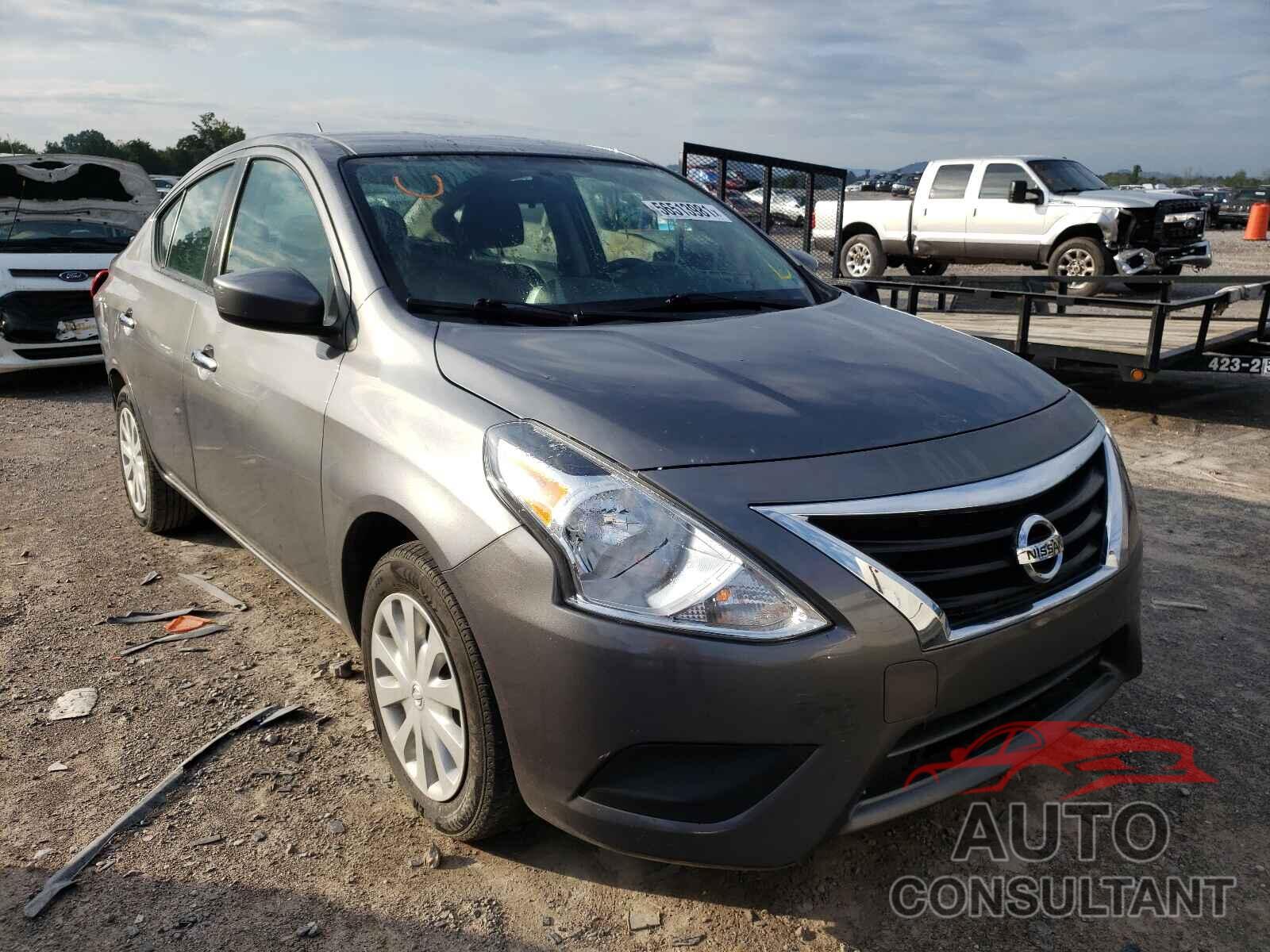 NISSAN VERSA 2018 - 3N1CN7AP0JL841794