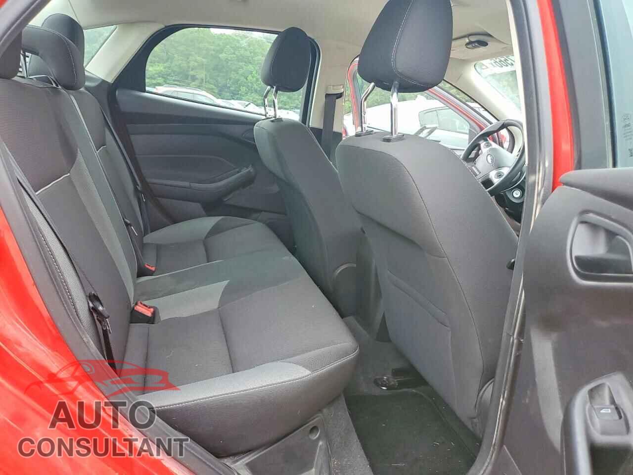 FORD FOCUS 2012 - 1FAHP3F27CL115258