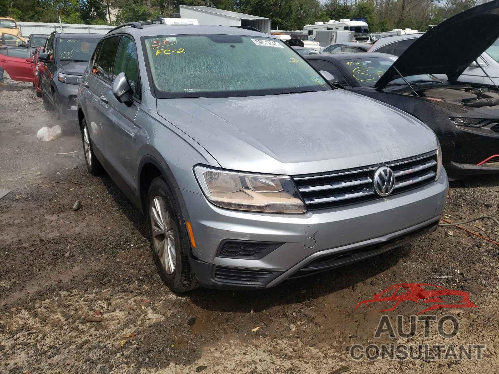 VOLKSWAGEN TIGUAN 2019 - 3VV0B7AX1KM119045