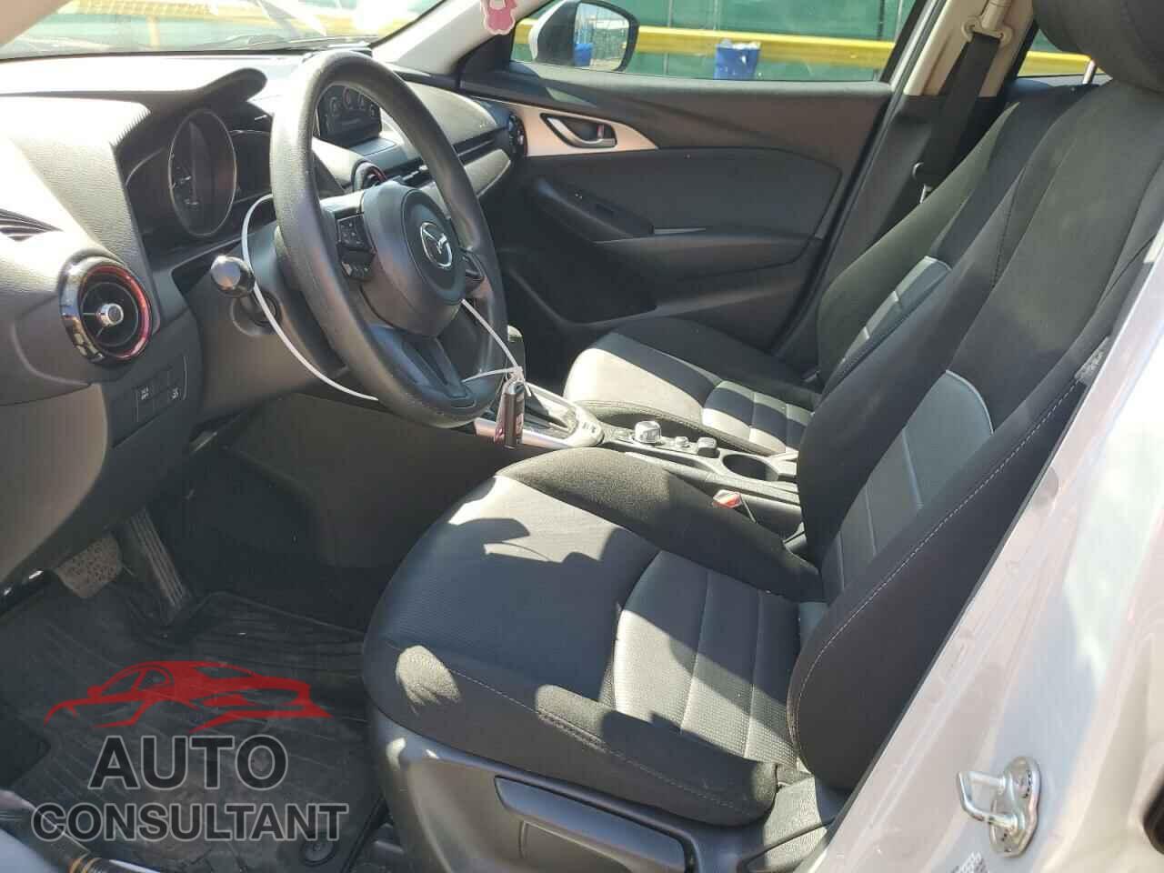MAZDA CX-3 2018 - JM1DKFB74J0328404