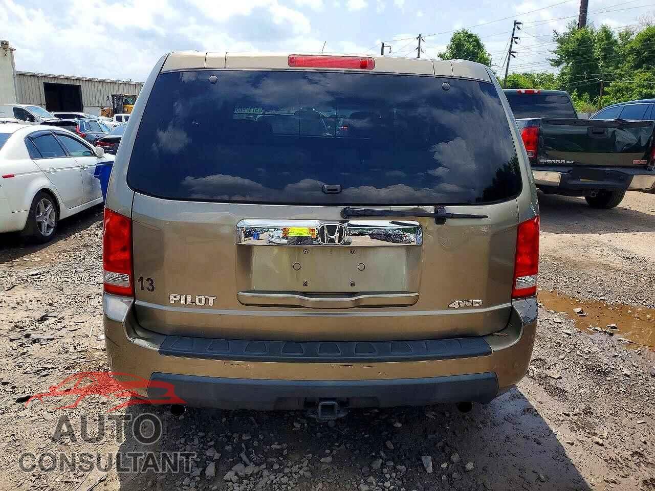 HONDA PILOT 2011 - 5FNYF4H20BB097932