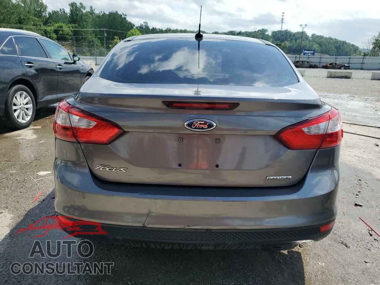 FORD FOCUS 2014 - 1FADP3E27EL153673
