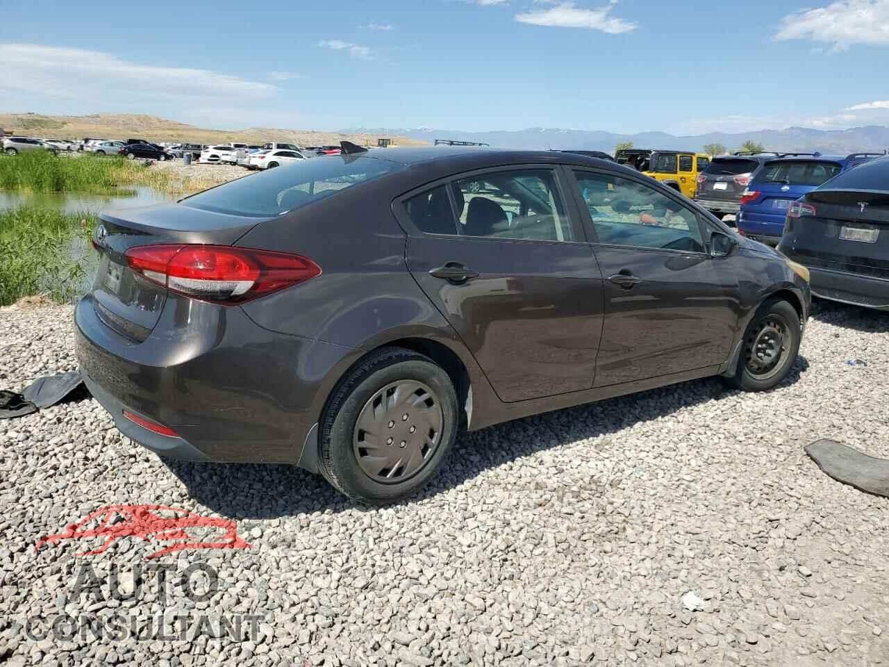 KIA FORTE 2017 - 3KPFK4A76HE037726