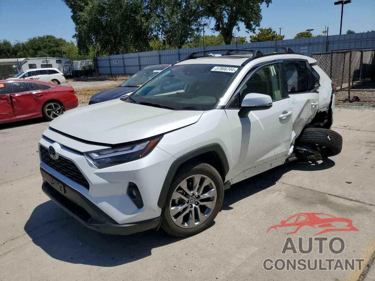 TOYOTA RAV4 2023 - JTMA1RFV1PD093462