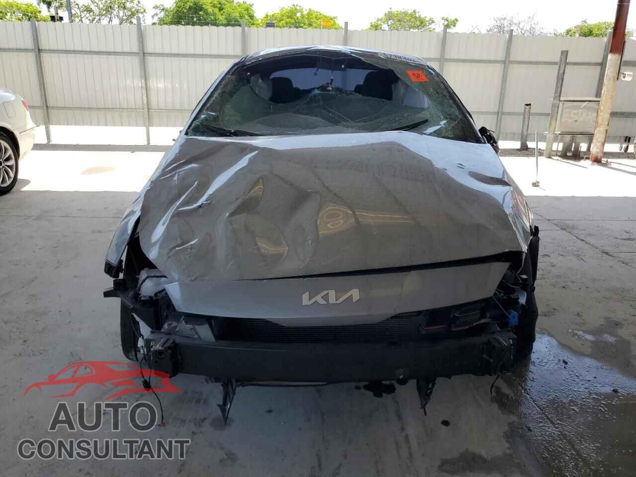 KIA FORTE 2023 - 3KPF54AD3PE516357