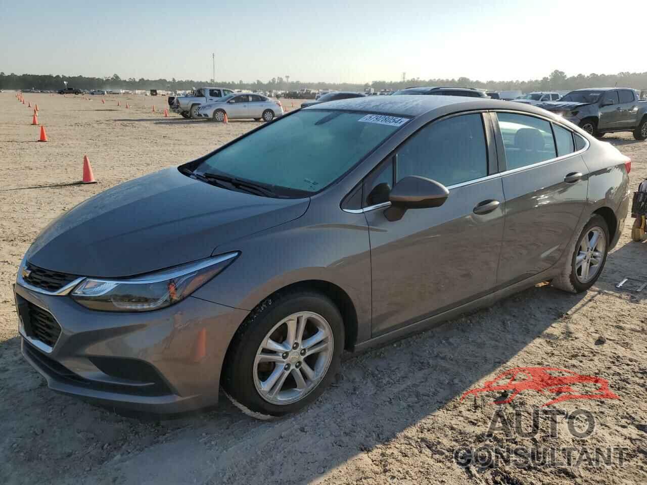 CHEVROLET CRUZE 2017 - 1G1BE5SM0H7167543