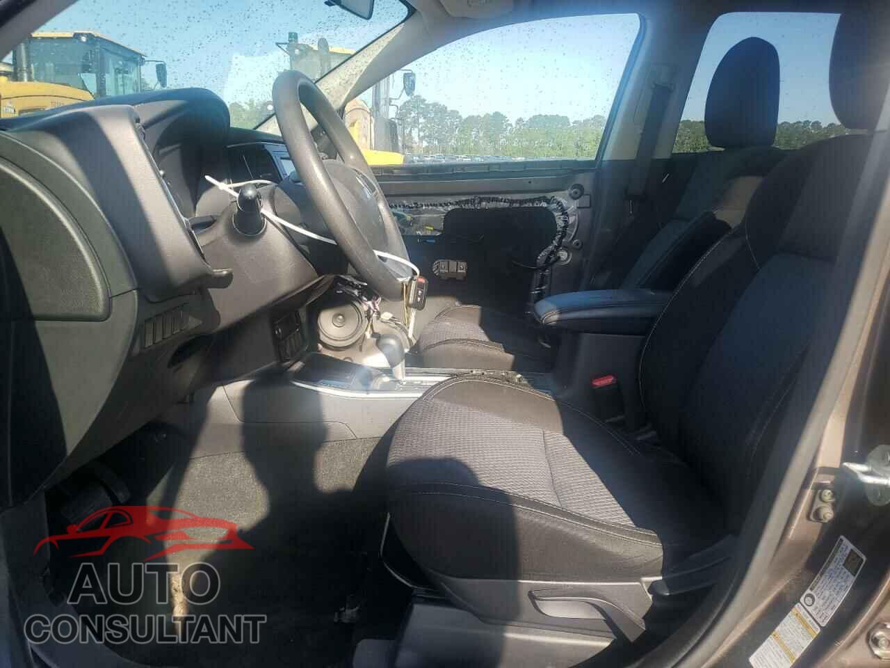 MITSUBISHI OUTLANDER 2019 - JA4AD2A30KZ006046