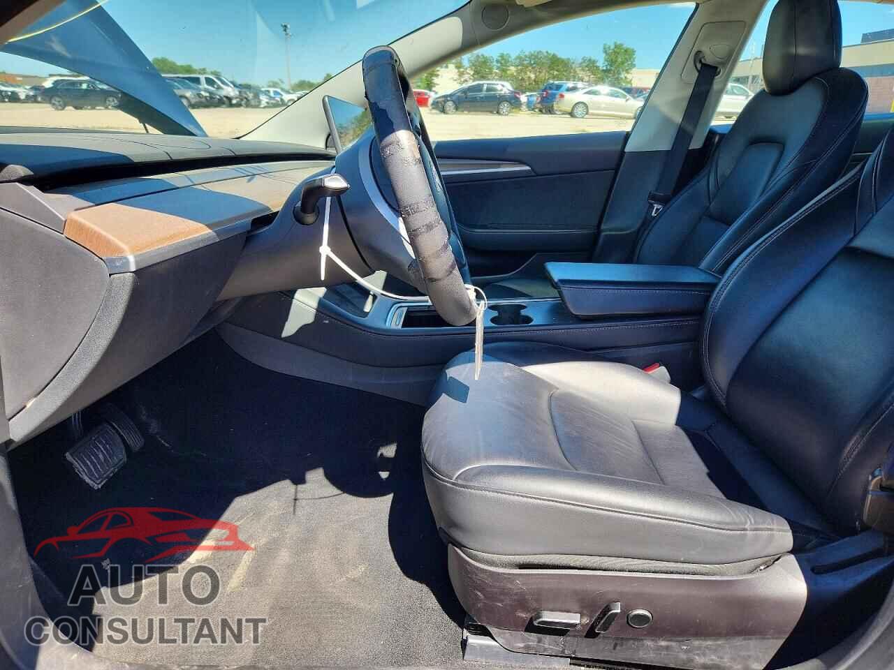 TESLA MODEL 3 2023 - 5YJ3E1EA5PF450986