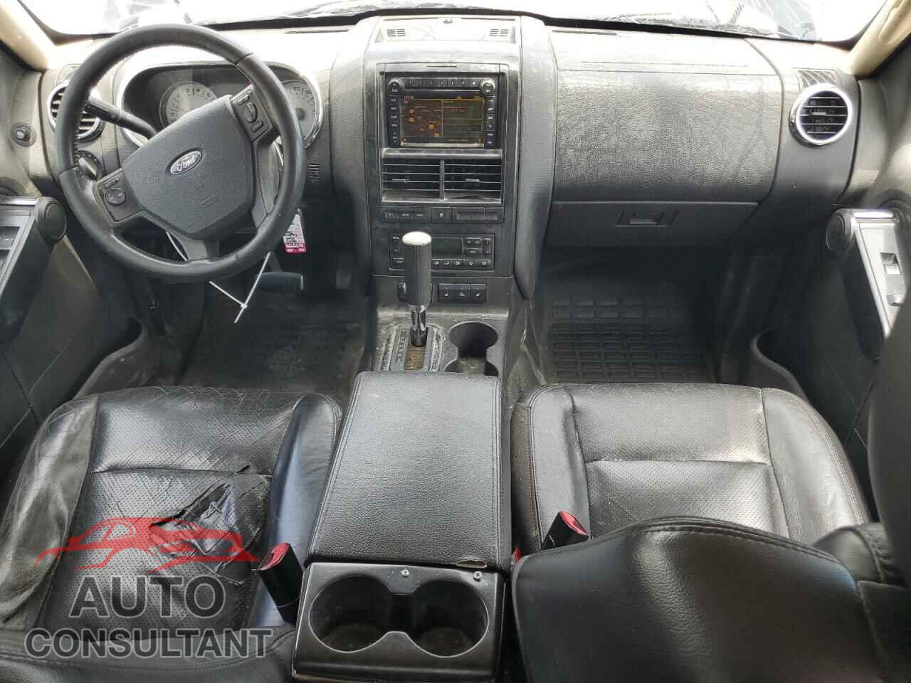 FORD EXPLORER 2010 - 1FMEU2D82AUF03587