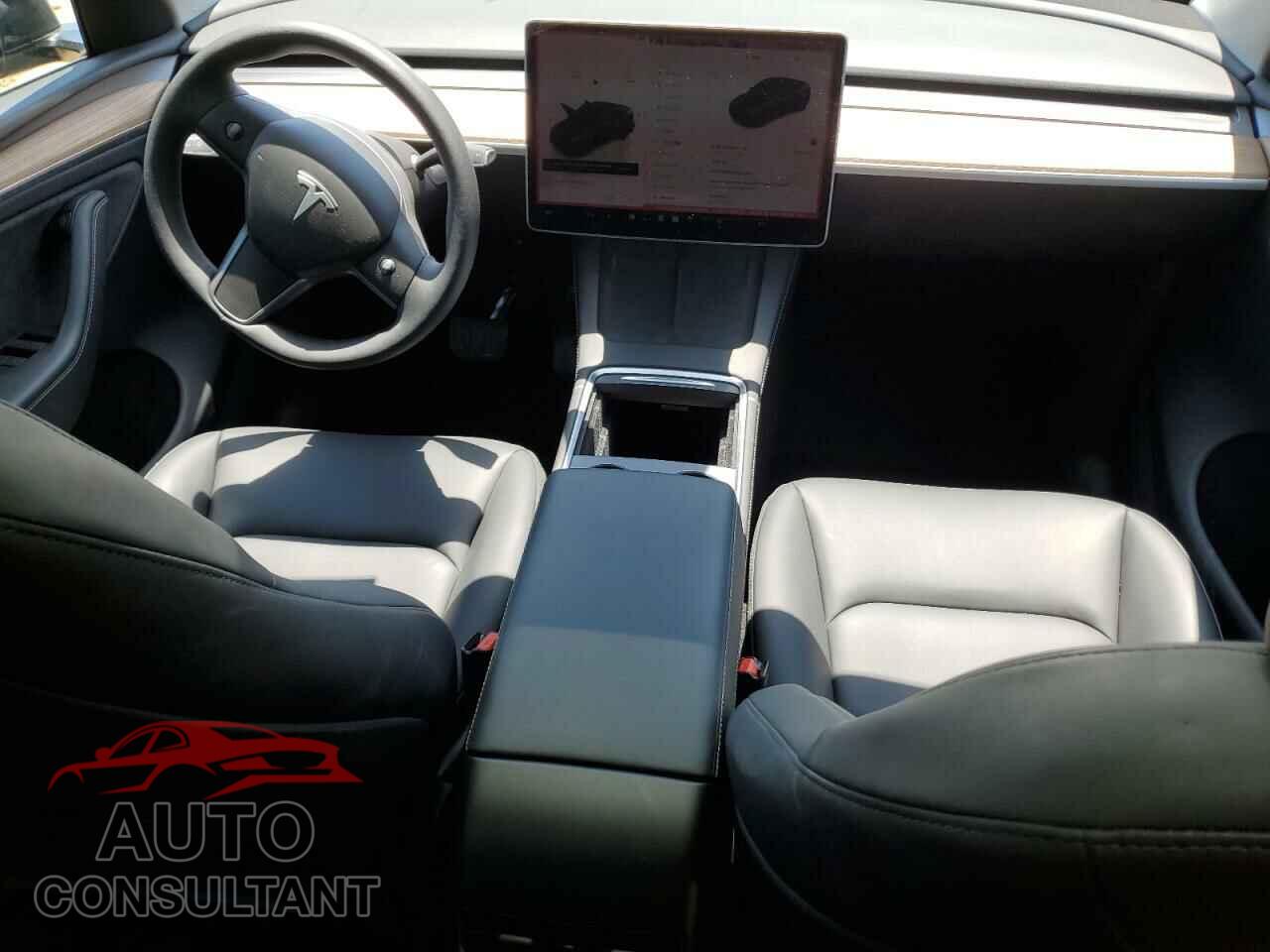 TESLA MODEL Y 2024 - 7SAYGDED2RA329802