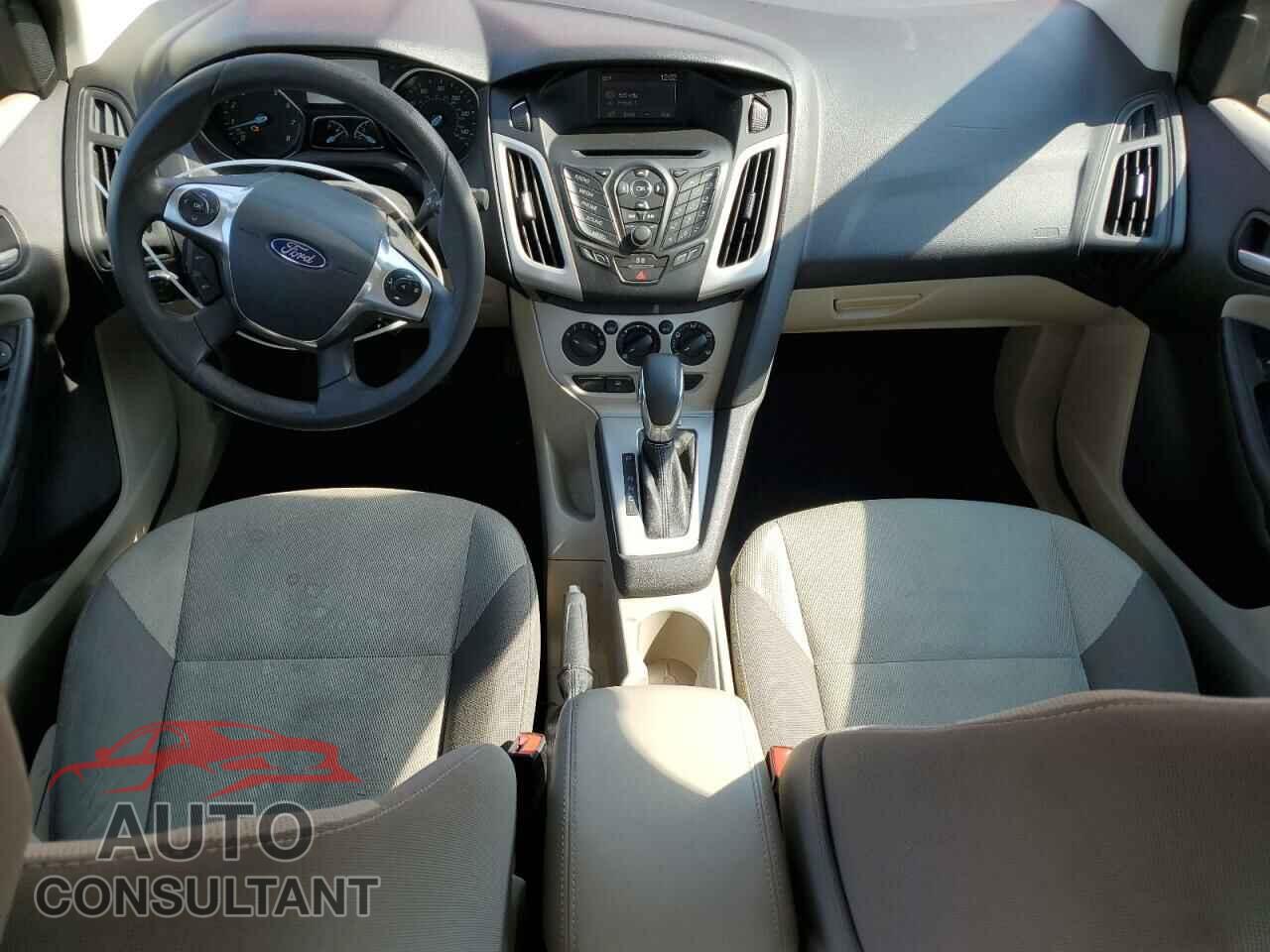 FORD FOCUS 2014 - 1FADP3F25EL433087