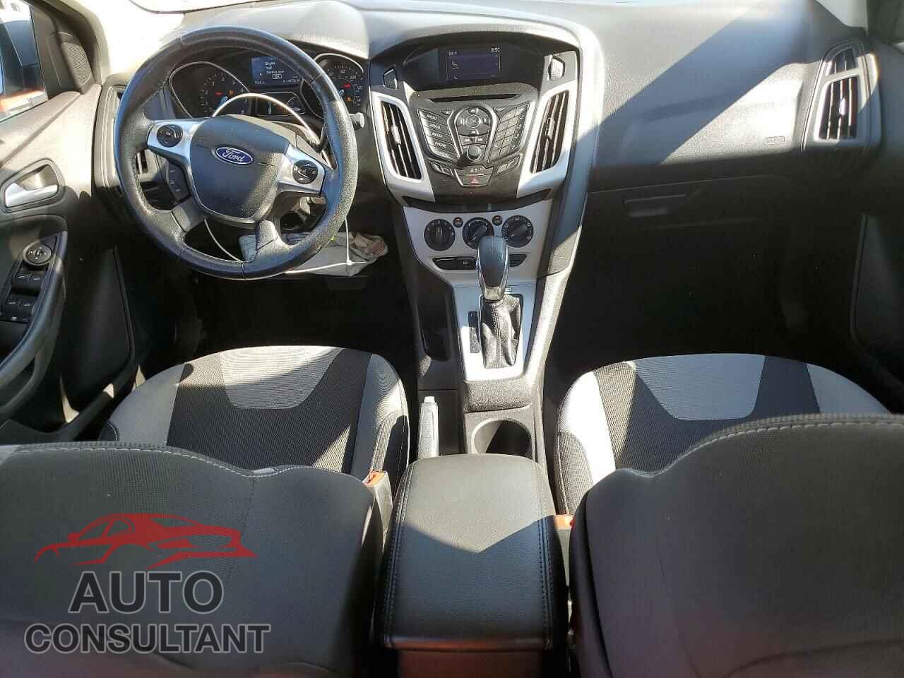 FORD FOCUS 2014 - 1FADP3F20EL432526
