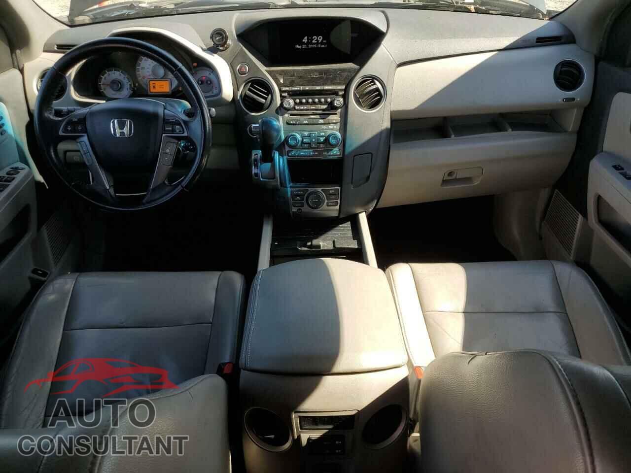 HONDA PILOT 2012 - 5FNYF4H98CB059010