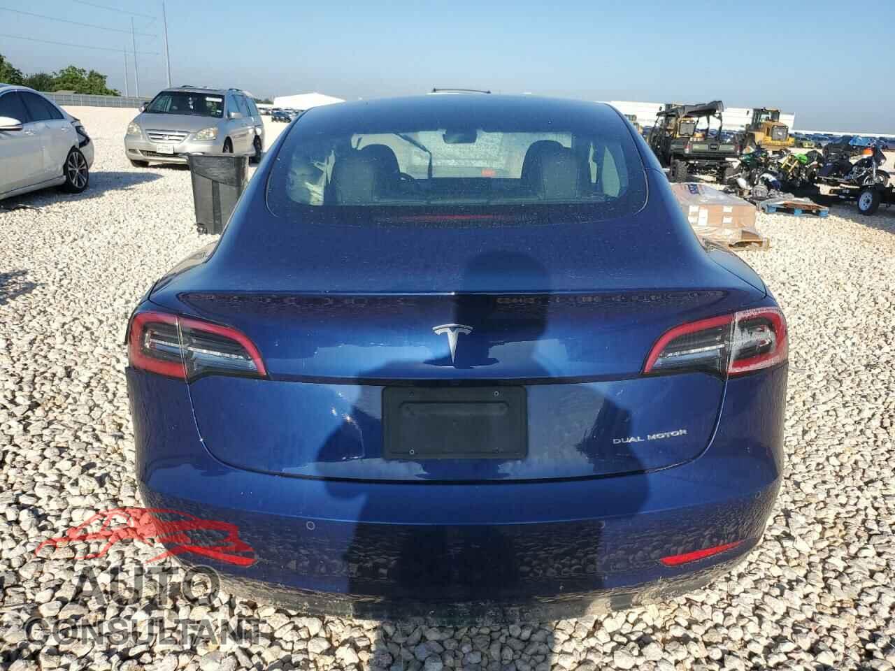 TESLA MODEL 3 2022 - 5YJ3E1EB4NF305072
