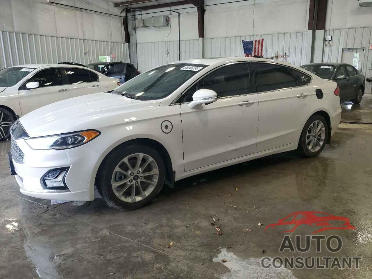 FORD FUSION 2019 - 3FA6P0SU5KR236318