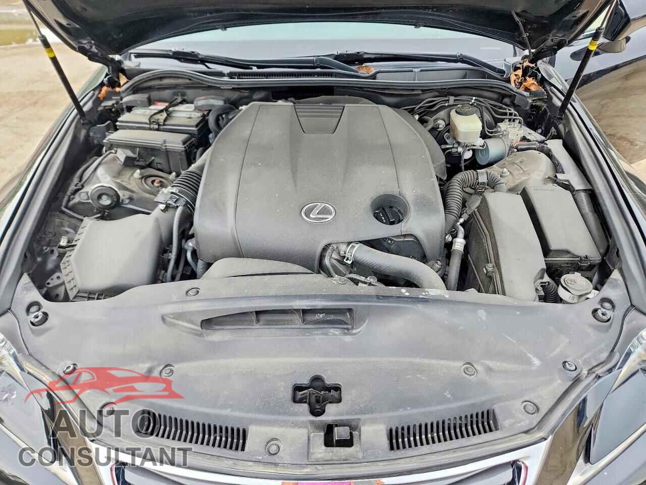 LEXUS IS 2015 - JTHCF1D20F5029263