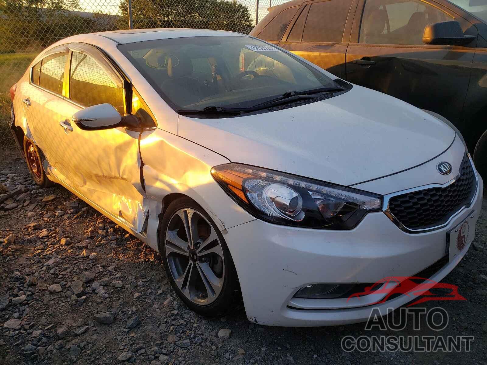KIA FORTE 2016 - KNAFZ4A8XG5615242