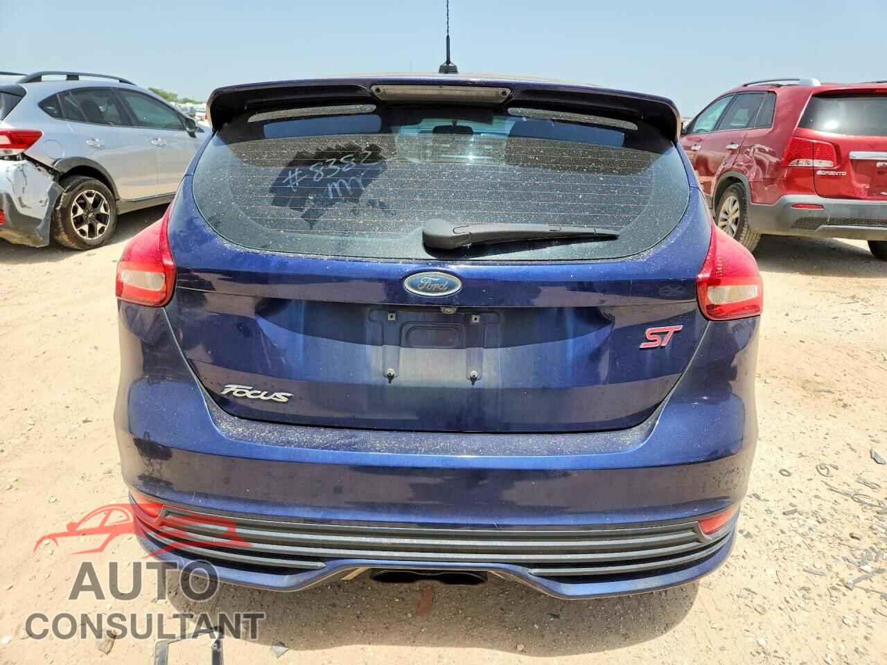 FORD FOCUS 2017 - 1FADP3L90HL347370