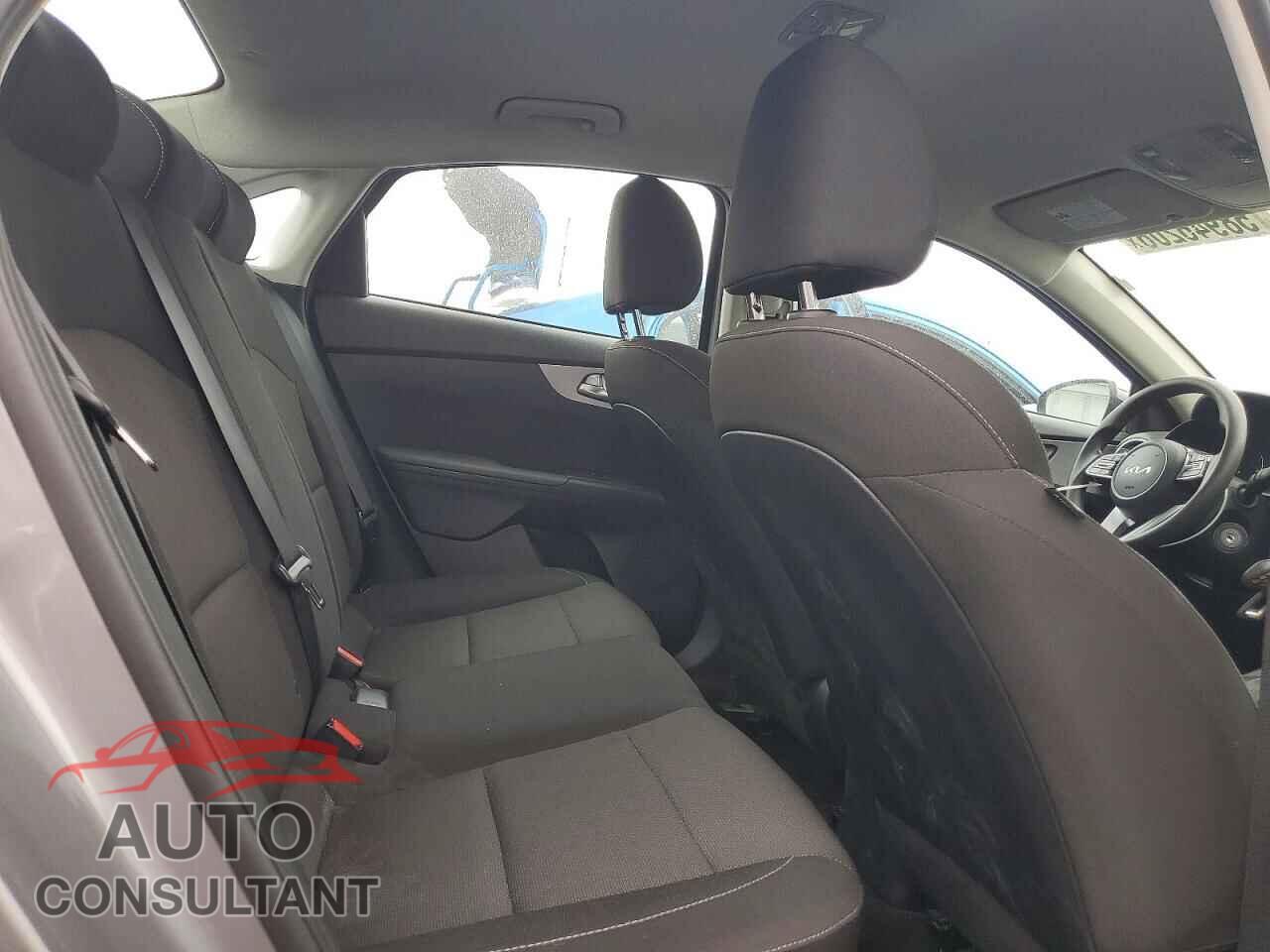 KIA FORTE 2023 - 3KPF24AD9PE683069