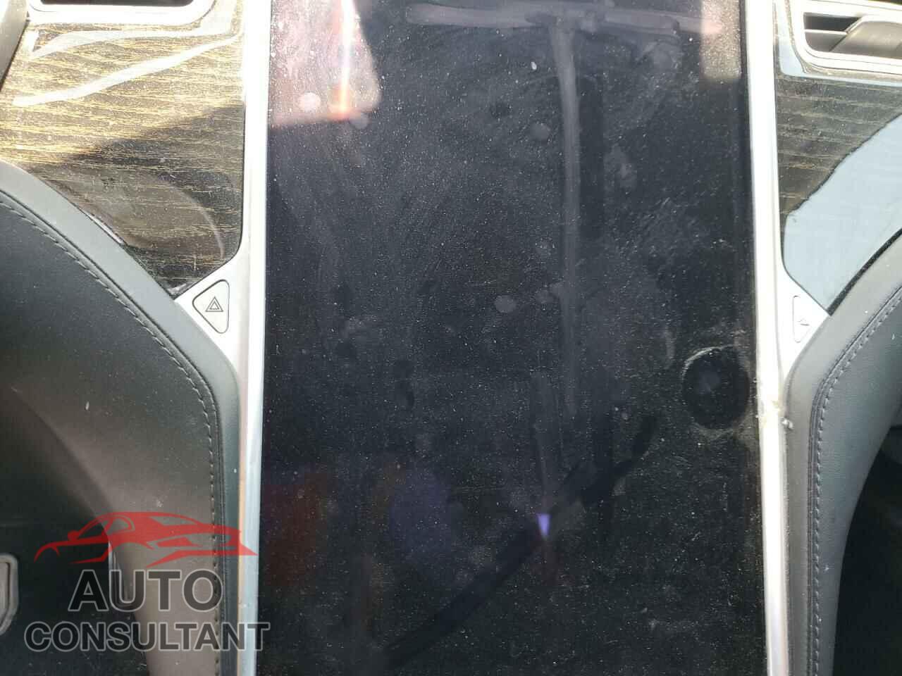 TESLA MODEL S 2016 - 5YJSA1E13GF176260