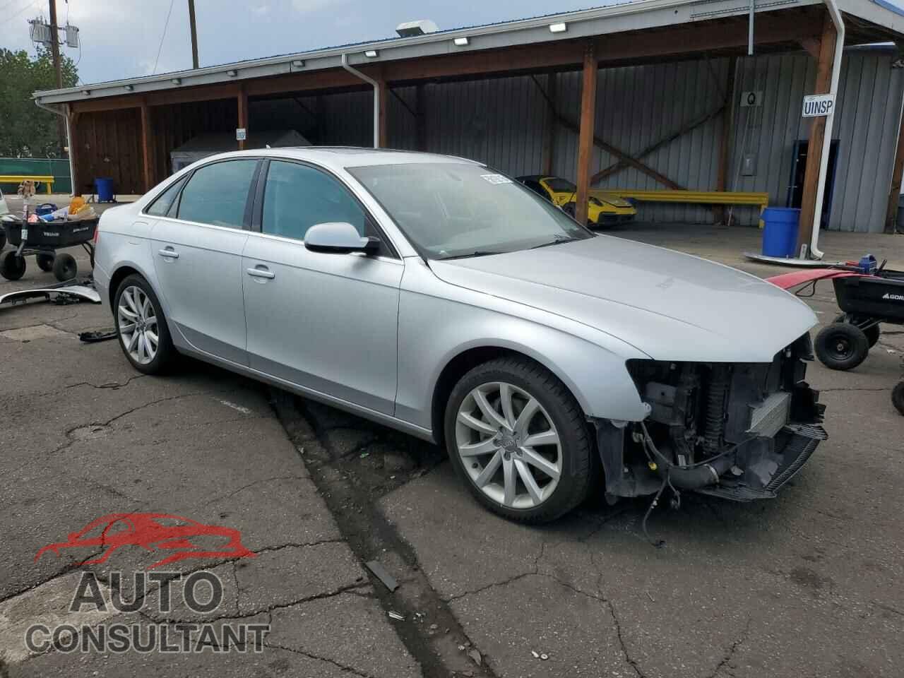 AUDI A4 2013 - WAUFFAFL7DN050304