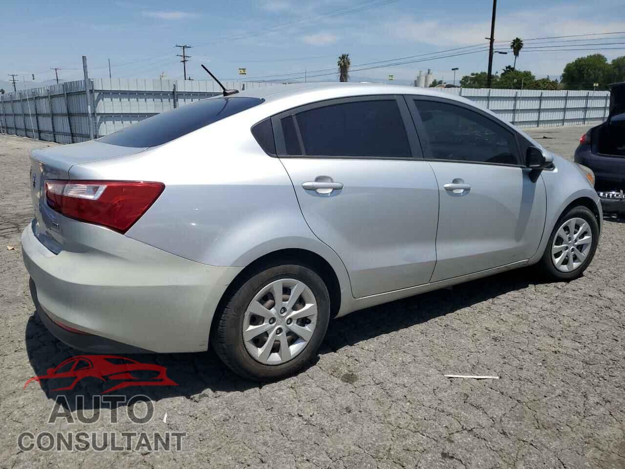 KIA RIO 2017 - KNADM4A39H6026186
