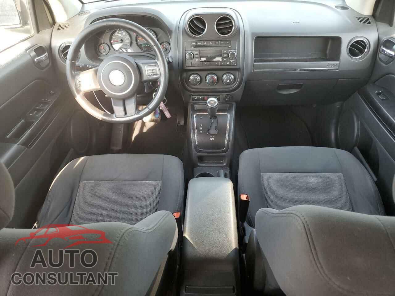 JEEP COMPASS 2011 - 1J4NF1FB1BD135190