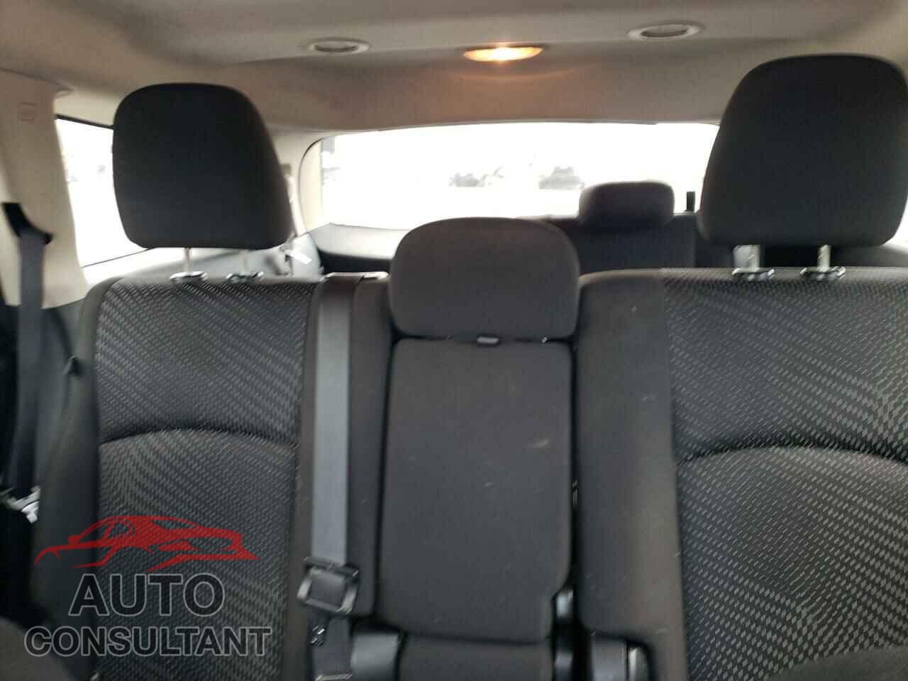 DODGE JOURNEY 2017 - 3C4PDCAB7HT507576