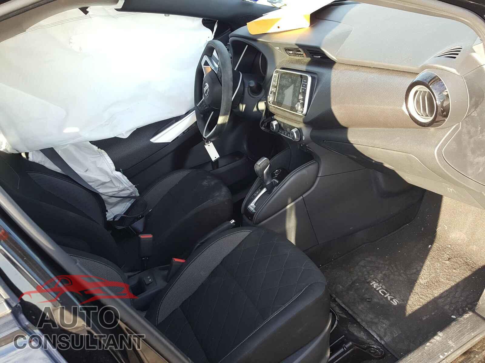 NISSAN KICKS 2019 - 3N1CP5CU3KL557854