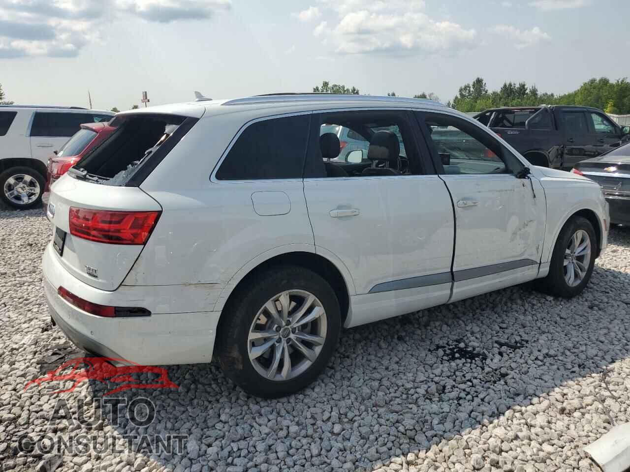 AUDI Q7 2017 - WA1AAAF79HD026185