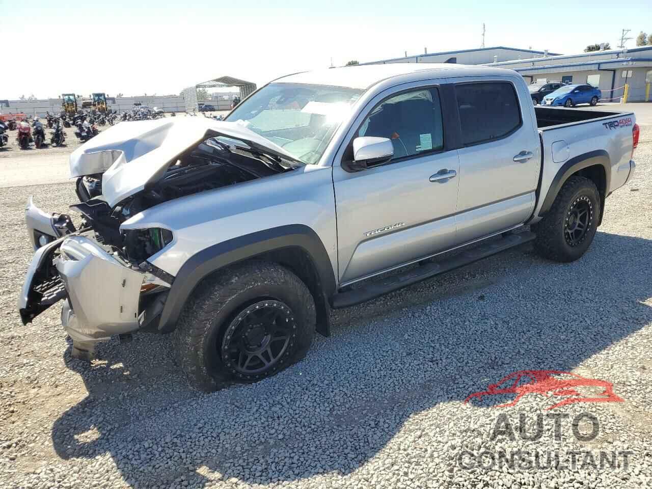 TOYOTA TACOMA 2018 - 3TMCZ5AN5JM132440