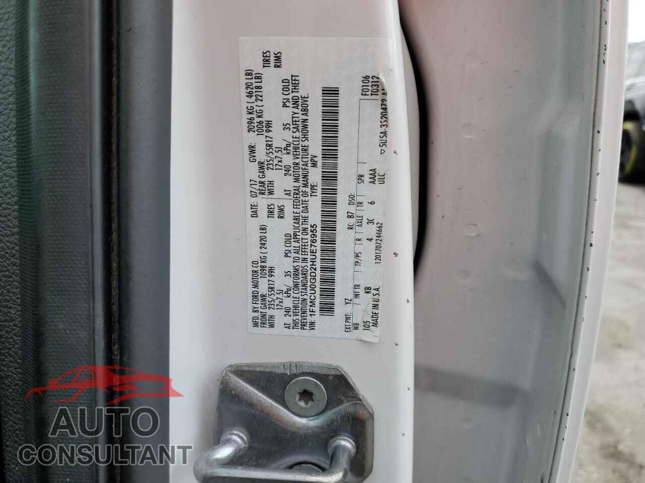 FORD ESCAPE 2017 - 1FMCU0GD2HUE76955