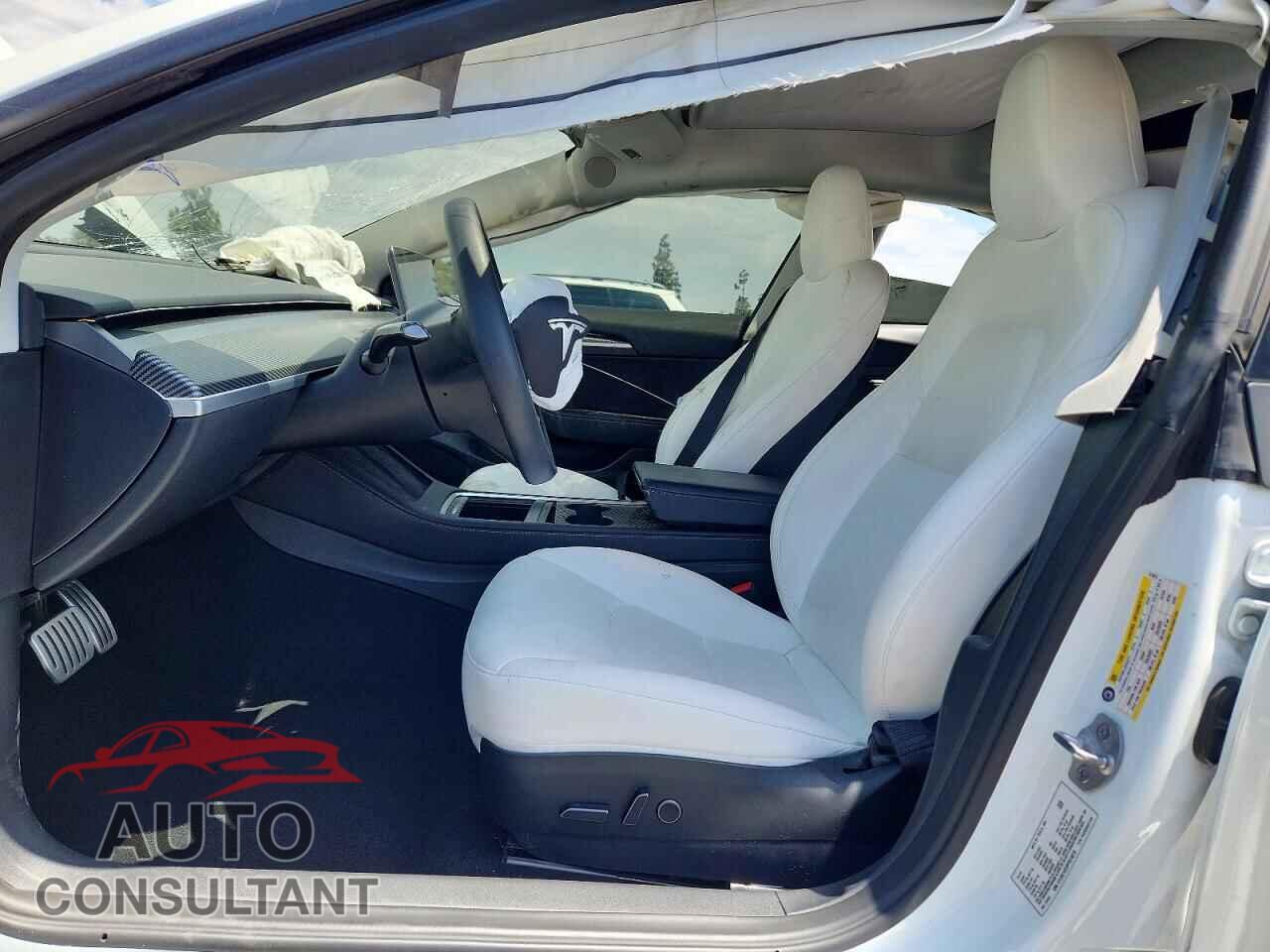 TESLA MODEL 3 2023 - 5YJ3E1EC3PF674078