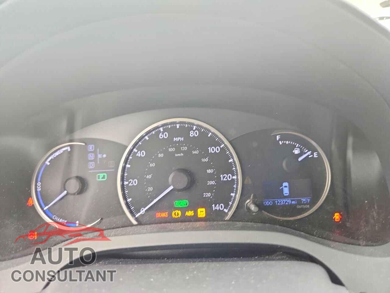 LEXUS CT 200 2014 - JTHKD5BH2E2175714