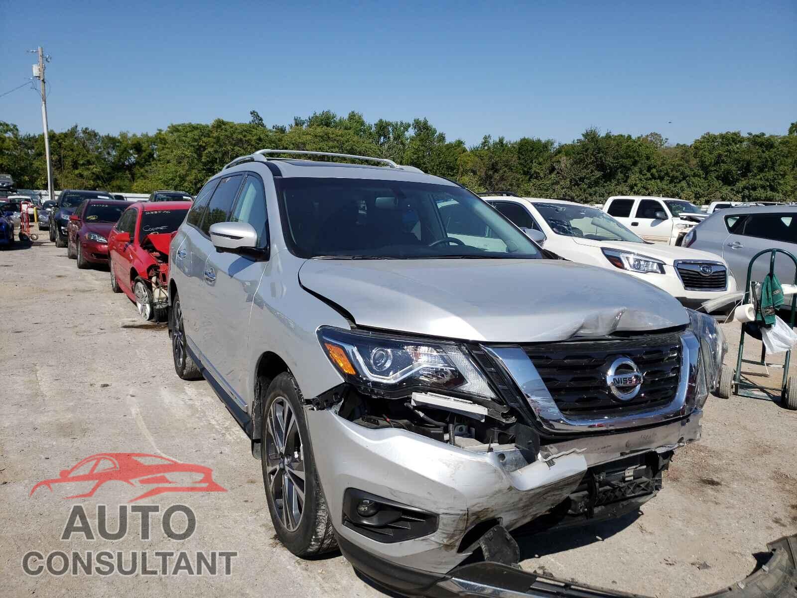 NISSAN PATHFINDER 2020 - 5N1DR2DM2LC576123