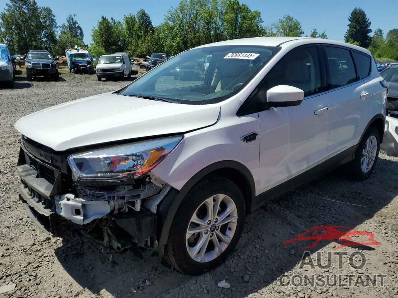 FORD ESCAPE 2017 - 1FMCU9GD9HUD78333
