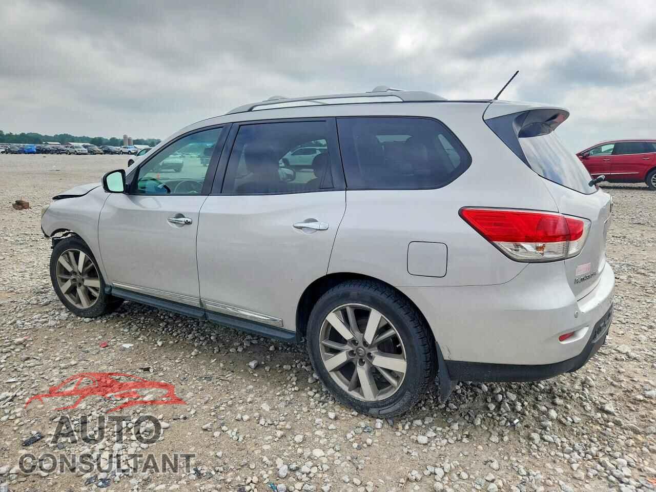 NISSAN PATHFINDER 2015 - 5N1AR2MN2FC679820
