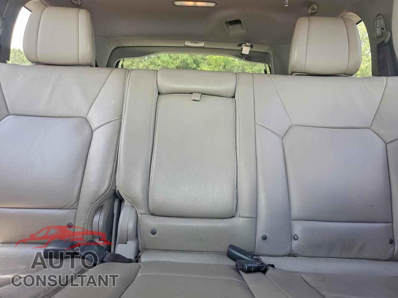 HONDA PILOT 2013 - 5FNYF3H73DB042545