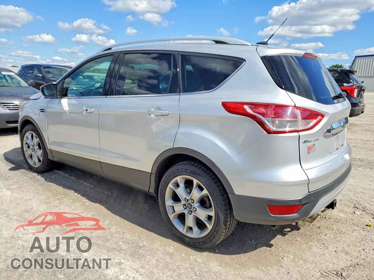 FORD ESCAPE 2016 - 1FMCU9J91GUA00669
