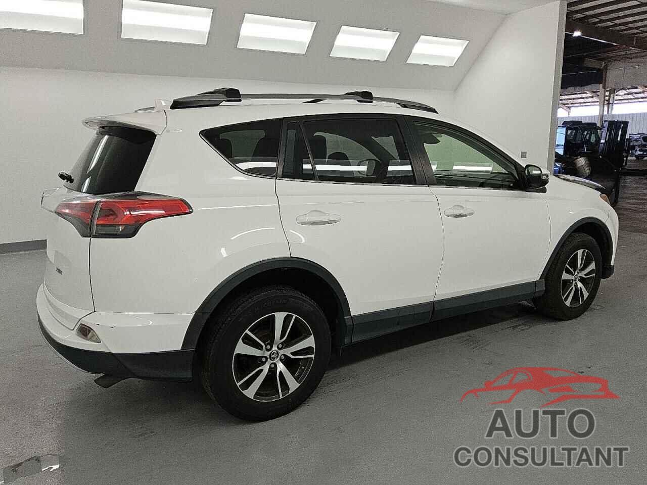 TOYOTA RAV4 2018 - JTMWFREV1JJ735535