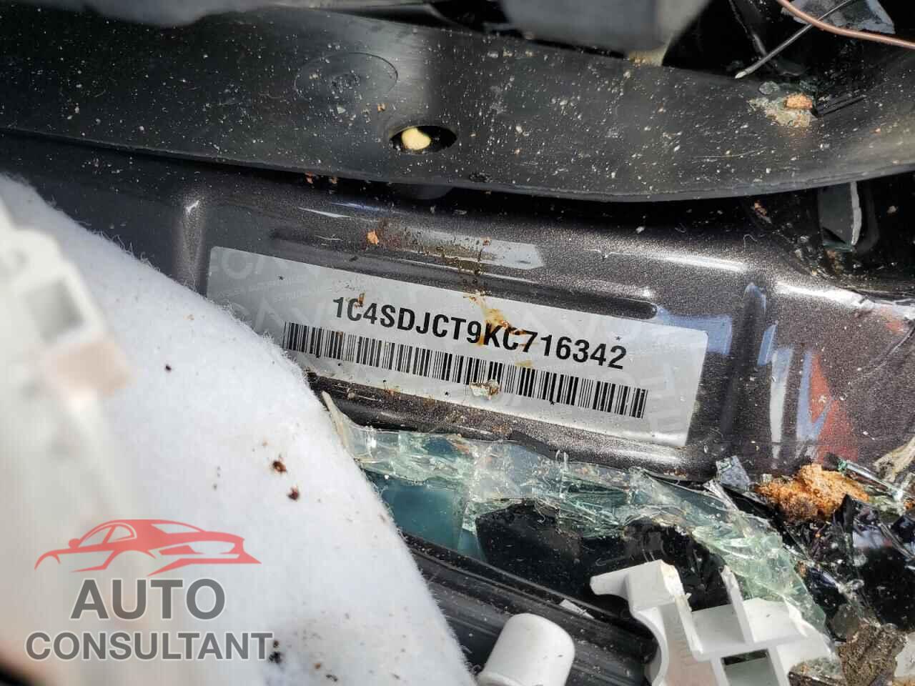 DODGE DURANGO 2019 - 1C4SDJCT9KC716342