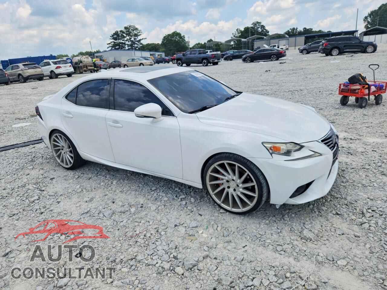 LEXUS IS 2016 - JTHBA1D22G5010404