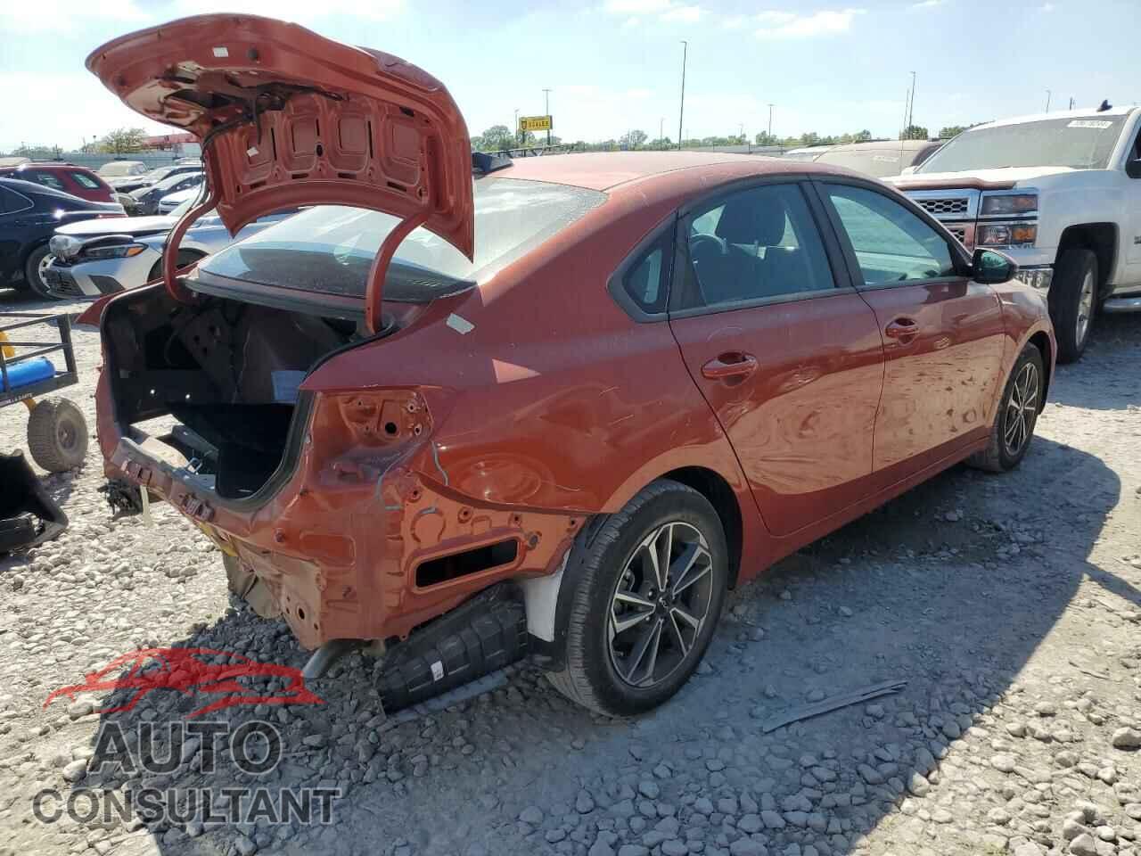 KIA FORTE 2023 - 3KPF24AD0PE679749